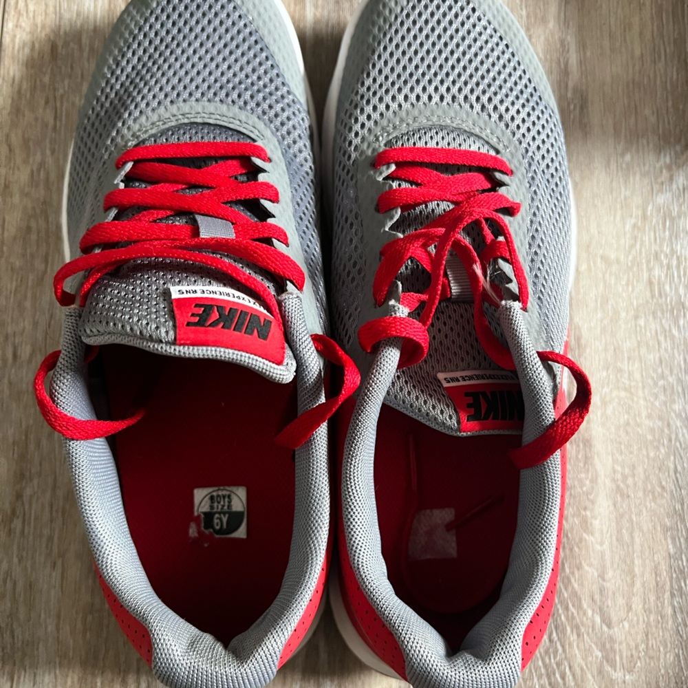 Nike Flex Experience RN 5